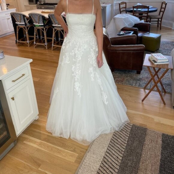 Modeca "Ona" lace ballgown - Wedding Gown - Picture 3 of 5